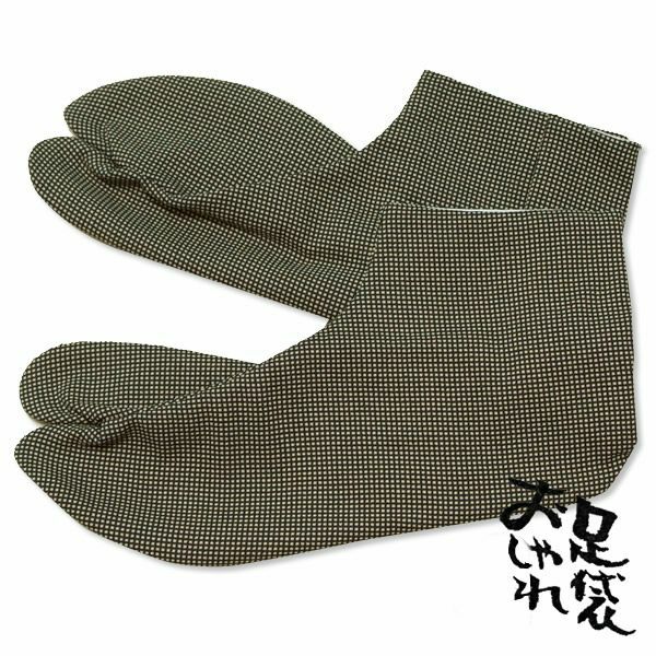女性用柄足袋 角通し 黒 21.5cmから24.5cmまで全7サイズ（B1） 婦人用柄足袋 洒落足袋 足元もオシャレに