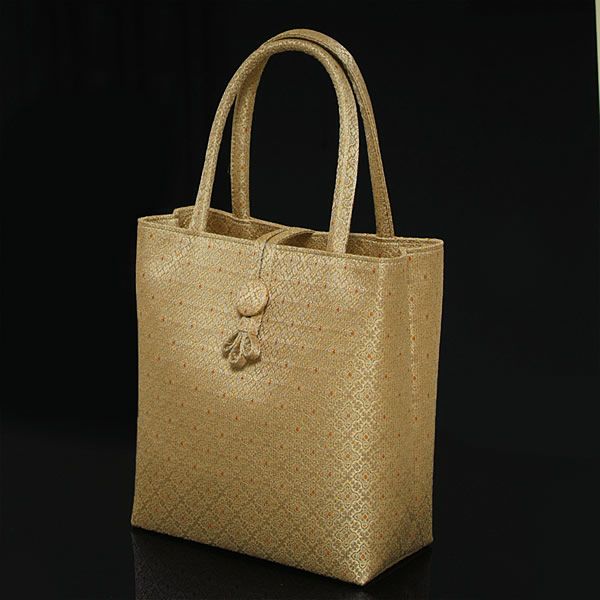 ボタン付和装着物手提げバッグ　オーダーメイド　日本製　ご希望の生地から製造いたします。