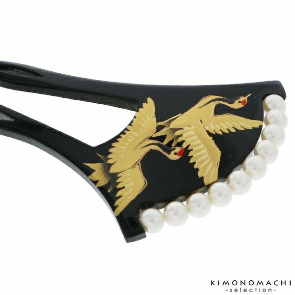 銀杏型かんざし「黒色　鶴」髪飾り バチ型 フォーマル 訪問着、留袖向け 蒔絵 S18-014　B　P付蒔絵かんざし小