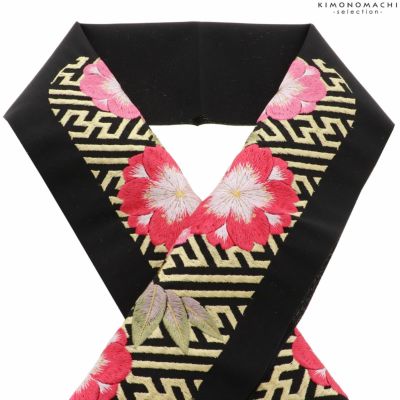 【Prices down】刺繍 半衿 「黒地紗綾形模様に竹と桜」 衿秀 刺繍半襟 振袖用半衿 前撮り 成人式 刺繍衿 刺繍半襟 ポリエステル半衿 ブランド：襟の衿秀 【メール便不可】＜H＞ss2503wkm15