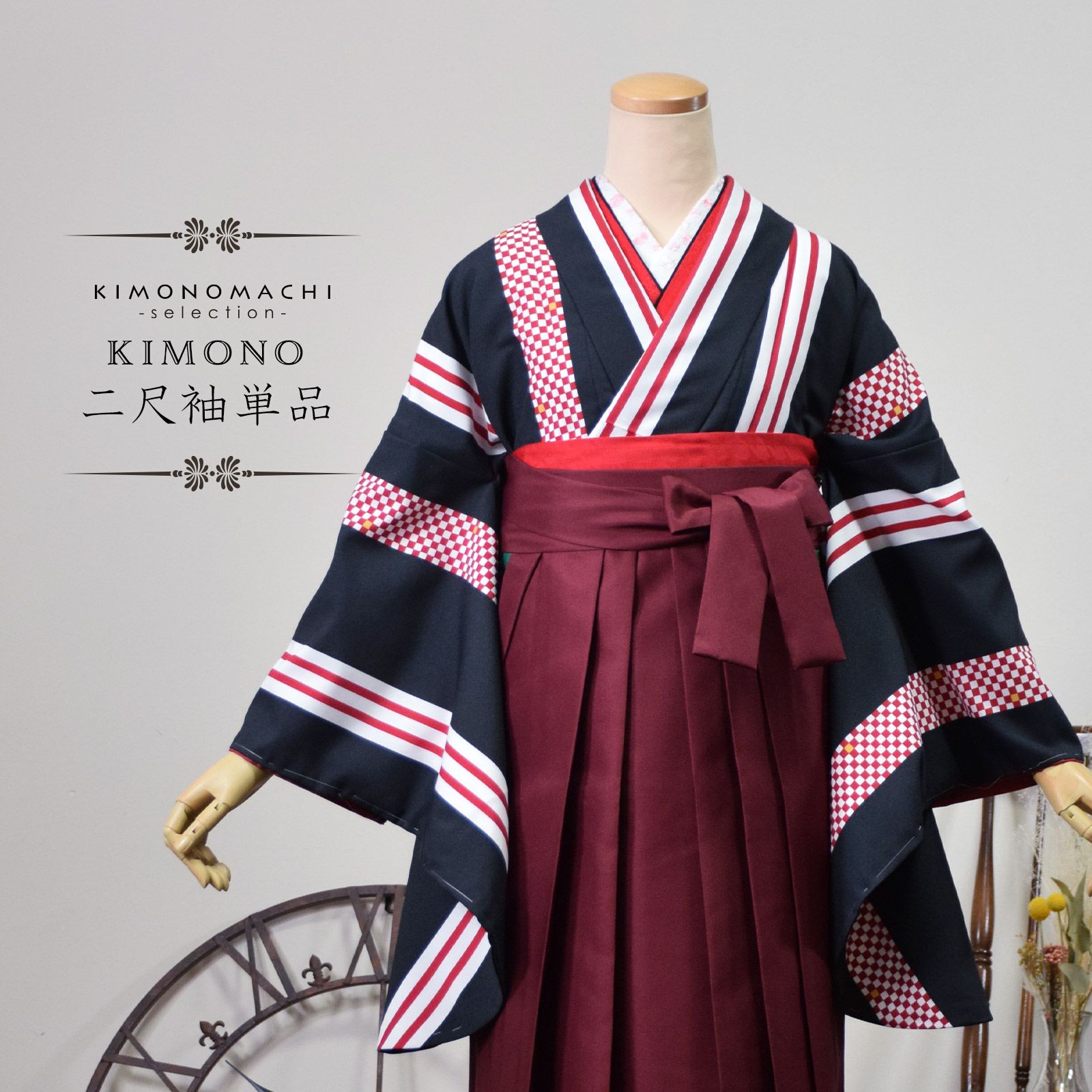 124w 白っぽ 蝶 桜花模様 着物 袋帯