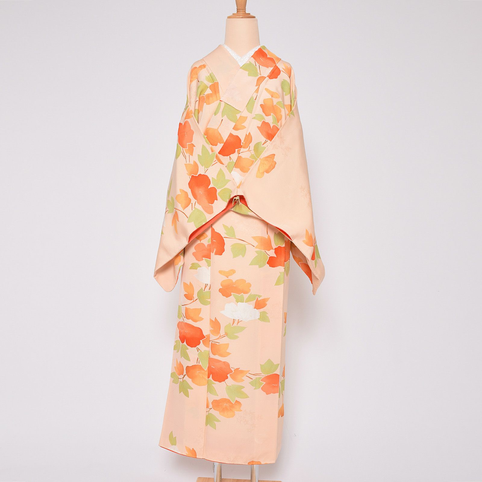 【中古品】仕立て上がり 袷着物 「オレンジクリーム　花野」 小紋 袷 正絹