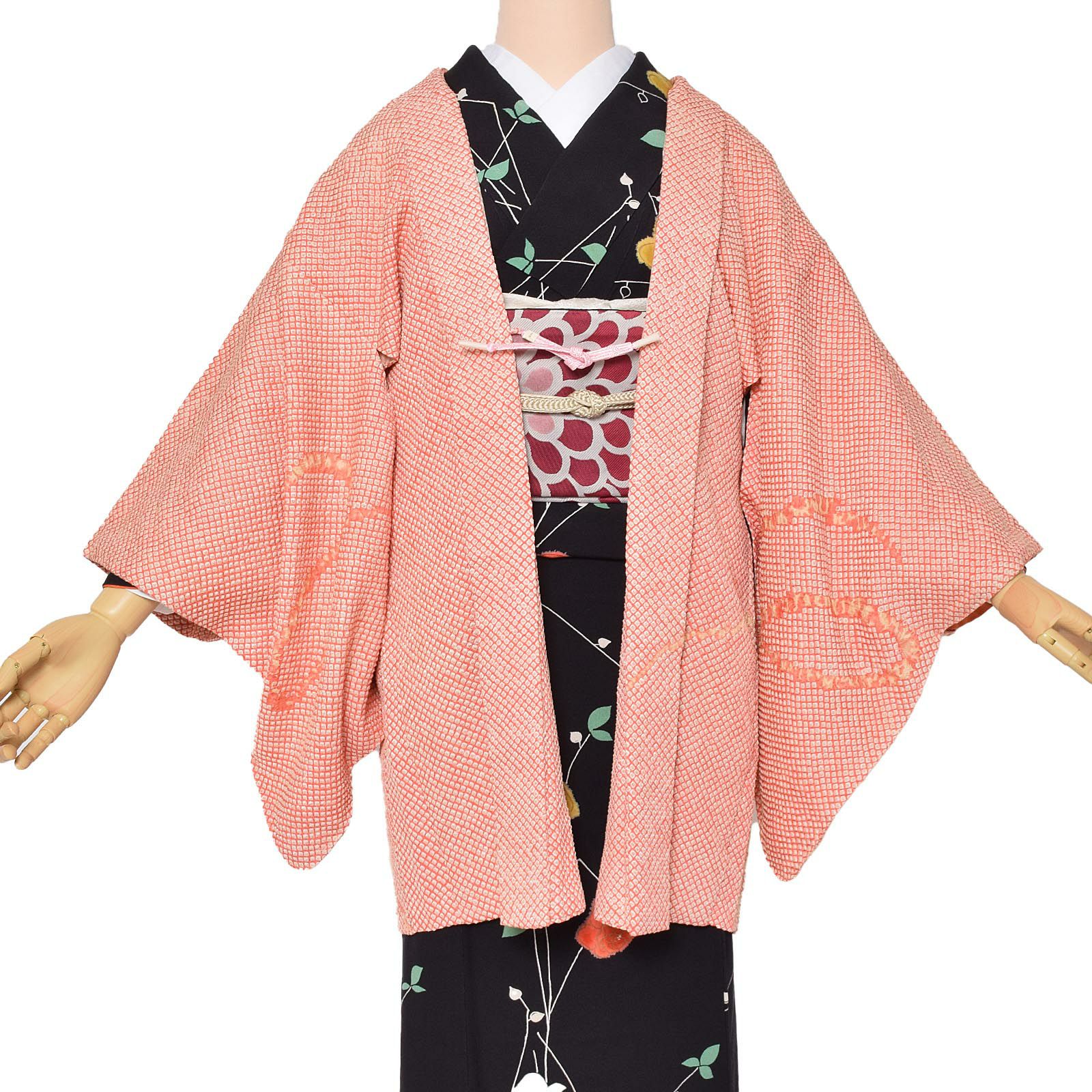 Prices down】【中古品】羽織 「サーモンピンク 旋風」 正絹 総絞り 