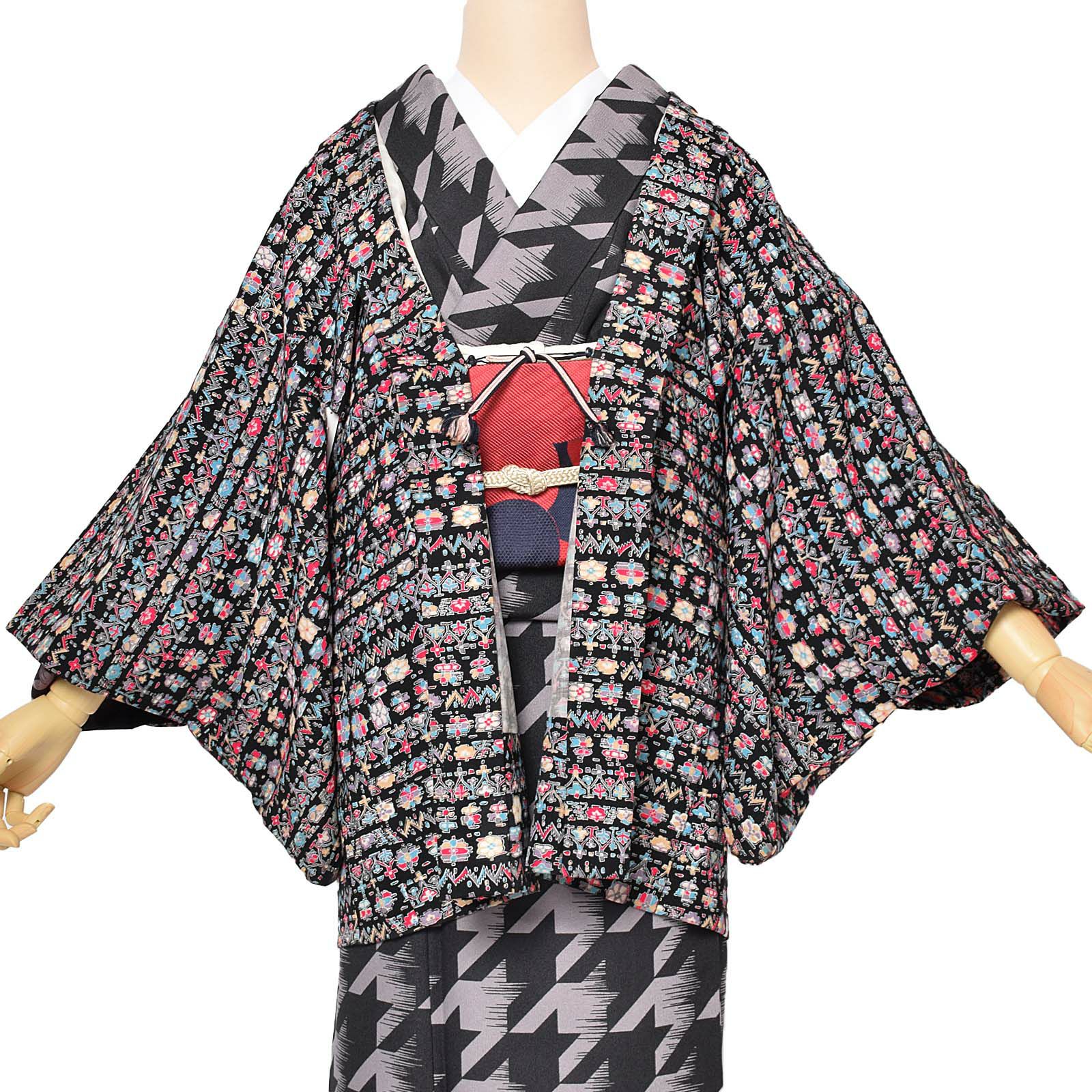 【中古品】羽織 「黒地に幾何学」 羽織り