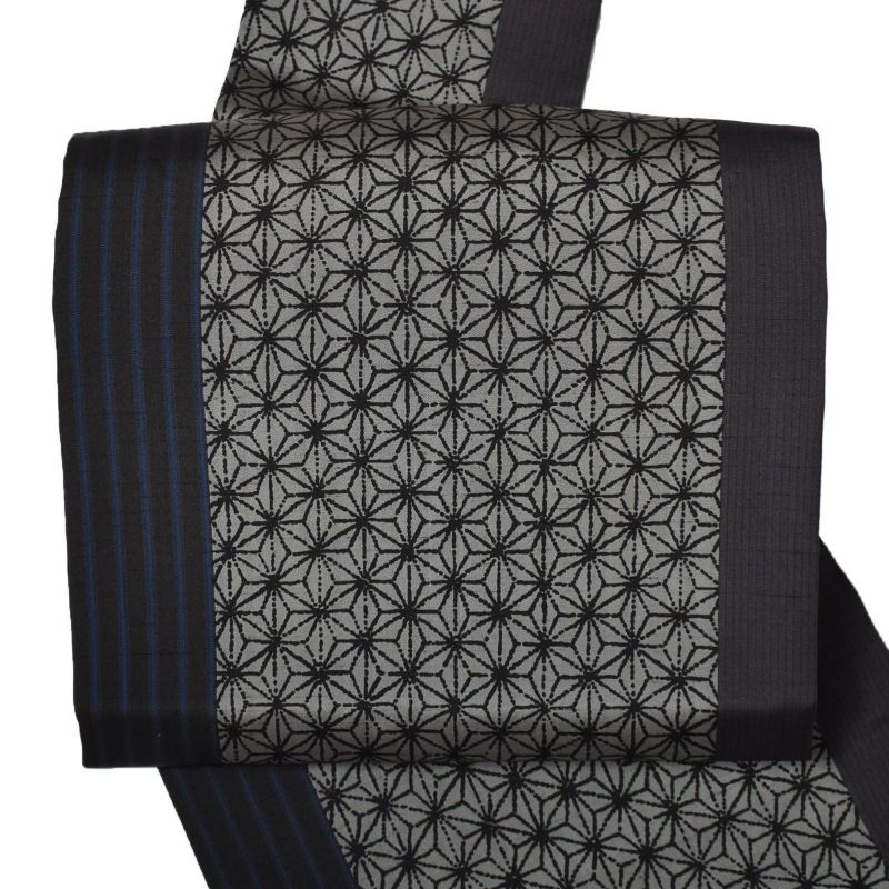 【新古品】仕立て上がり 九寸帯 「麻の葉」 大島紬 証書あり 麻の葉 黒 染め帯 染帯 中嶋左京