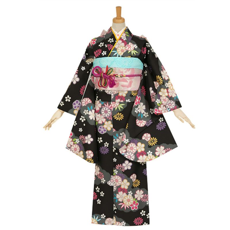 【中古品】ジュニア用 振袖単品 「黒　雲取菊に小桜」 仕立て上がり 着物 小振袖 二尺袖 子ども 子供 キッズ ジュニア 女の子 卒業式 小学校 小学生 中学校 中学生 十三参り 十三詣り 1/2成人式 ハーフ成人式 貸衣装処分 レンタル処分品【メール便不可】