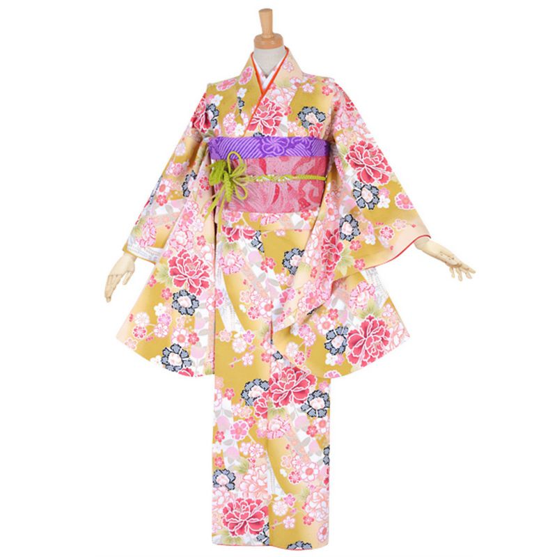 【中古品】ジュニア用 振袖単品 「芥子色　桜と牡丹」 仕立て上がり 着物 小振袖 二尺袖 子ども 子供 キッズ ジュニア 女の子 卒業式 小学校 小学生 中学校 中学生 十三参り 十三詣り 1/2成人式 ハーフ成人式 貸衣装処分 レンタル処分品【メール便不可】