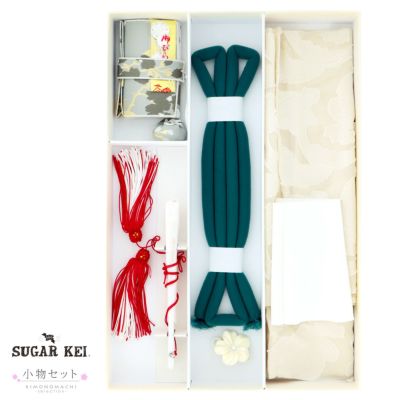 (七五三3％OFFクーポン11/11迄) 七五三小物セット 7歳 ブランド SugarKei シュガーケイ 「グレー　スカイフラワー」 女の子 女児用 四つ身着物に 7才 しごき(志古貴)、帯揚げ、帯留め、帯締め(丸ぐけ)、箱迫、半襟(