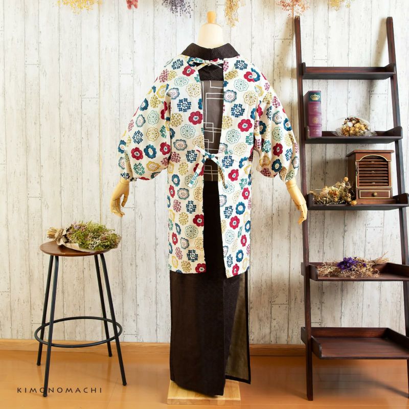 ハンドメイド　ロングかっぽう着 刺繍がかわいいおしゃれな割烹着（エプロン/かっぽう着）｜通販