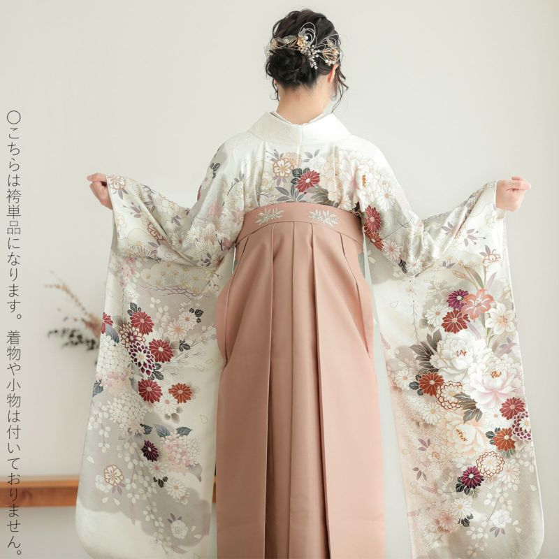 らら様専用 ベビー袴 くすみピンク 刺繍柄 ひな祭り つまみ細工