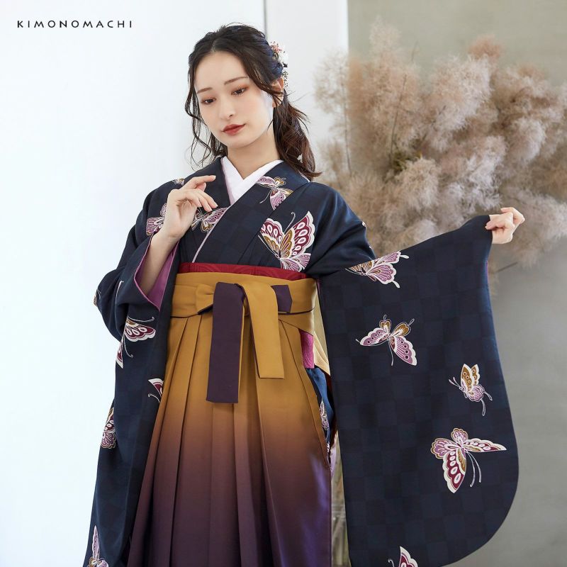 日本全国送料無料商品人気ランキング 袴 黒市松＋袴 4点セット「二尺袖：飛び蝶 女性 卒業式 セット 着物・浴衣