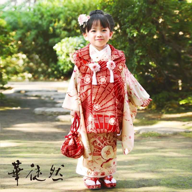 七五三 着物 3歳 女の子 ブランド被布セット 華徒然「紅×アイボリー　檜扇」三歳女児被布セット 子供着物 フルセット 三才のお祝い着 3才向け
