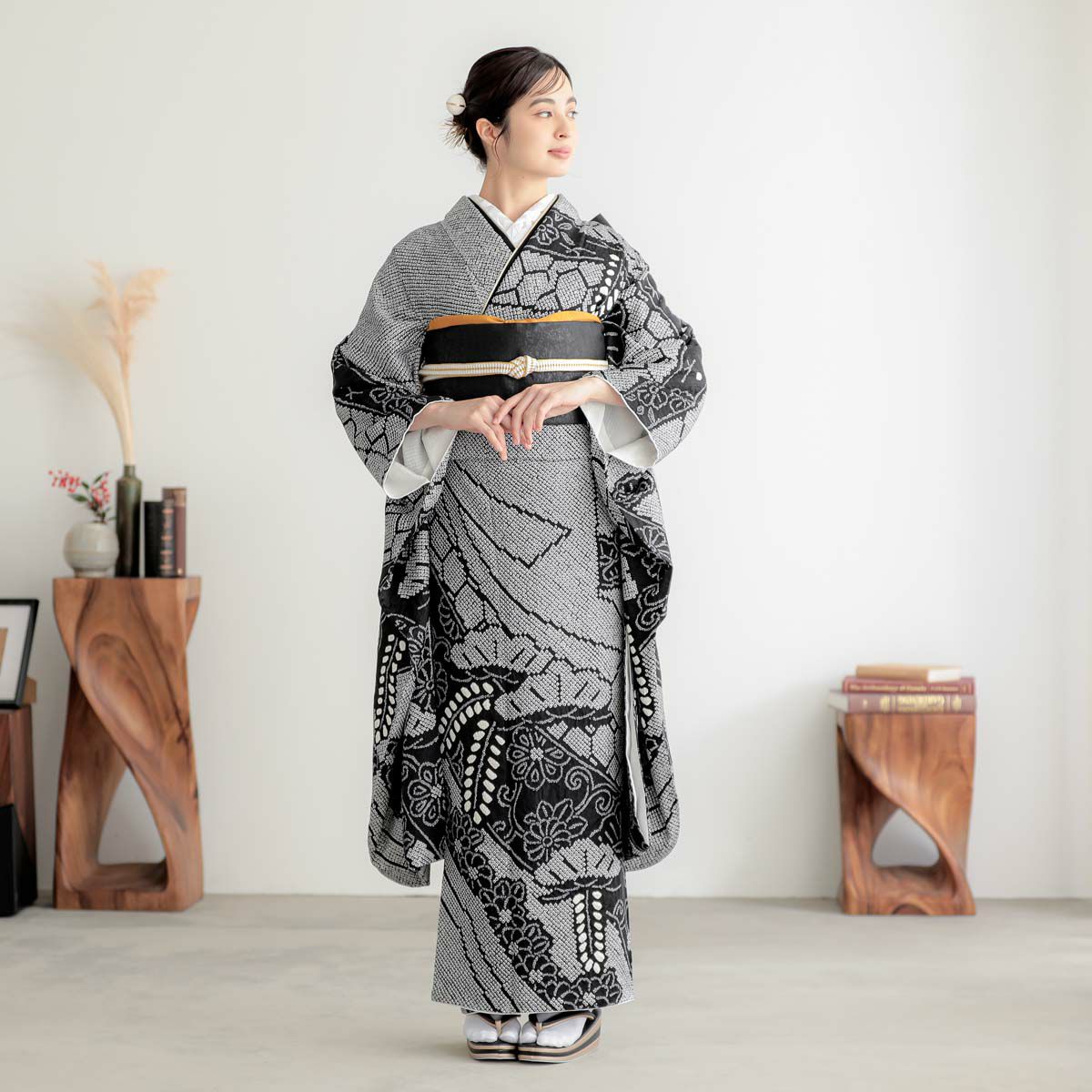 未仕立て 振袖 22点セット「総絞り 黒 熨斗に藤」仮絵羽 振り袖 正絹 