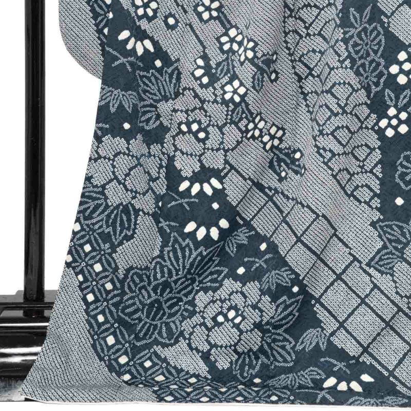未仕立て 振袖 22点セット「総絞り 紺ねず 牡丹に枝垂れ桜」仮絵 未仕立て 振袖 22点セット「総絞り 紺ねず 牡丹に枝垂れ桜」仮絵