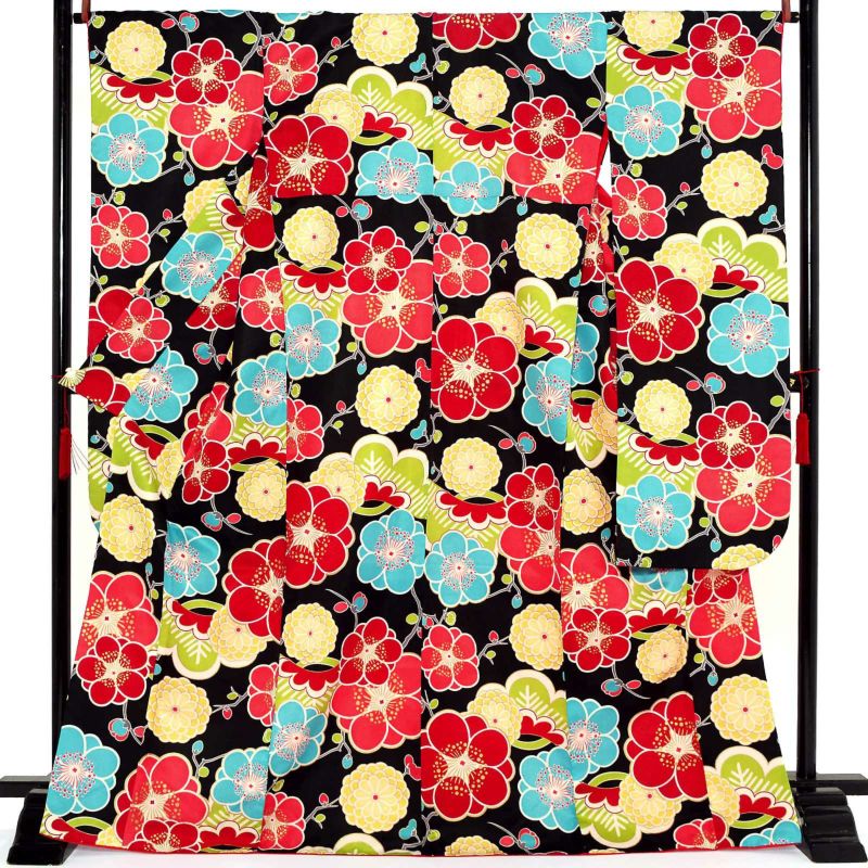 【中古品】仕立て上がり 振袖「松 菊 梅 黒」貸衣装処分 レンタル処分品 成人式【メール便不可】ss2503fml10